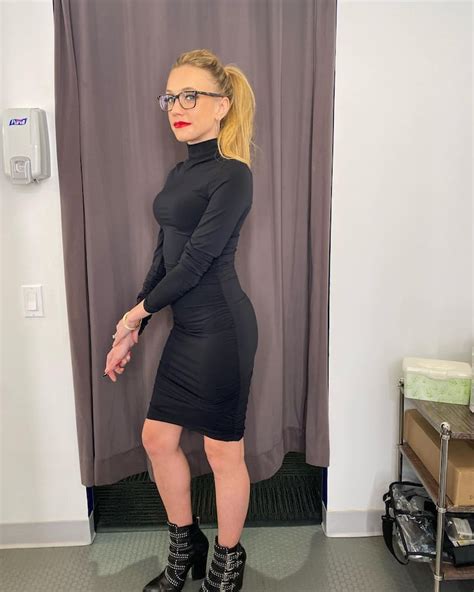 kat timpf net worth|Kat Timpf: Net worth, salary, height, husband, education, surgery.